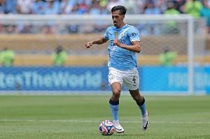 赖因德斯：英超首秀进球助攻很开心，哈兰德拿球时我就知道他能进