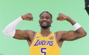 雷迪克：会赋予艾顿重要的防守任务 他曾是总决赛球队的防守核心